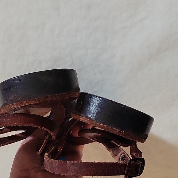 DARK BROWN GENUINE LEATHER SANDAL SIZE 6 - Picture 9 of 10